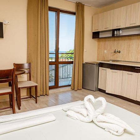 Family Hotel Silitur Ахтополь Экстерьер фото