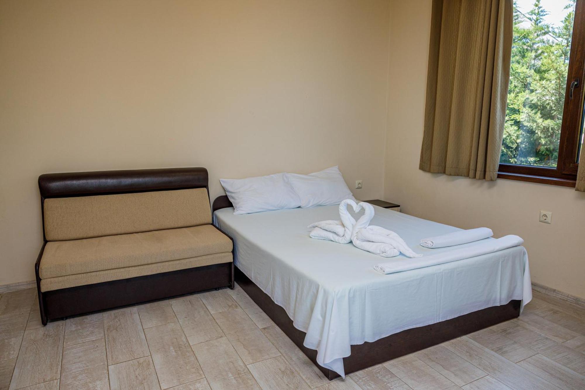 Family Hotel Silitur Ахтополь Экстерьер фото