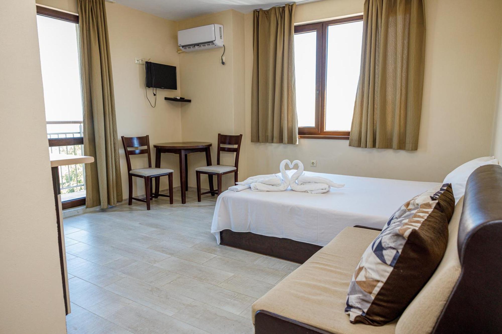 Family Hotel Silitur Ахтополь Экстерьер фото