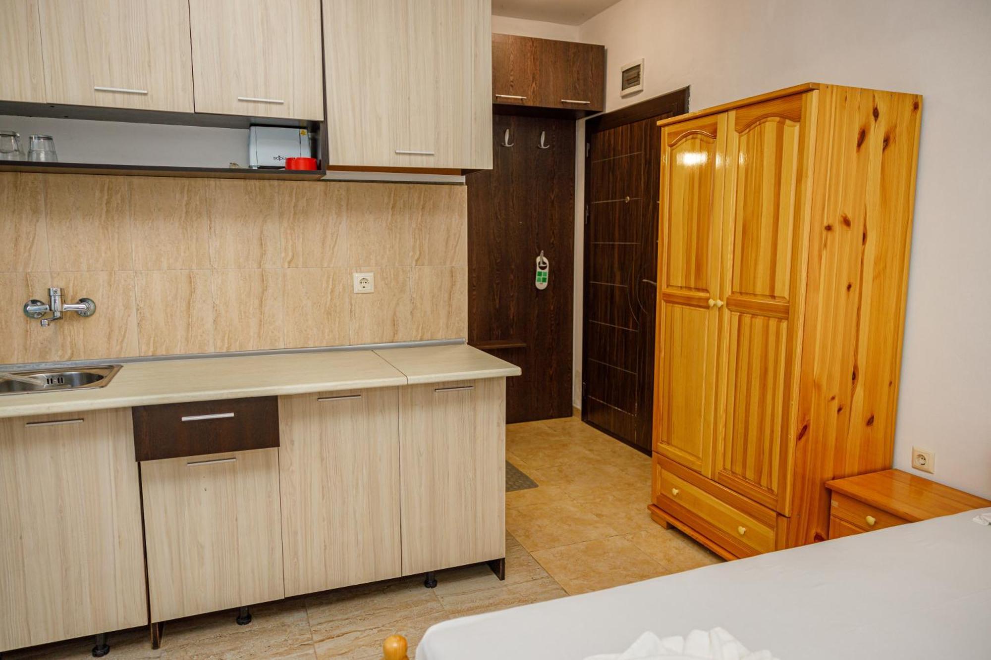 Family Hotel Silitur Ахтополь Экстерьер фото