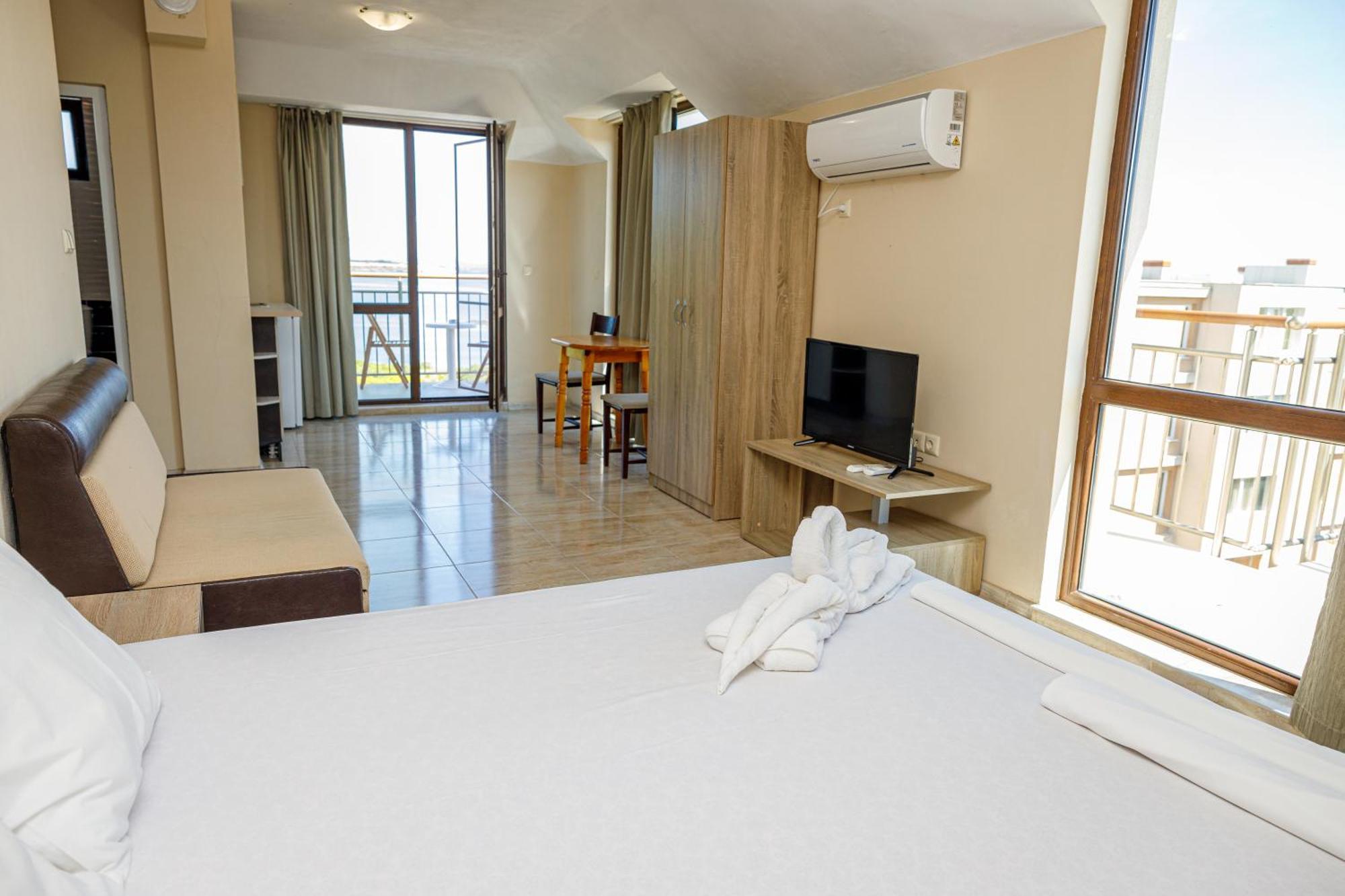 Family Hotel Silitur Ахтополь Экстерьер фото