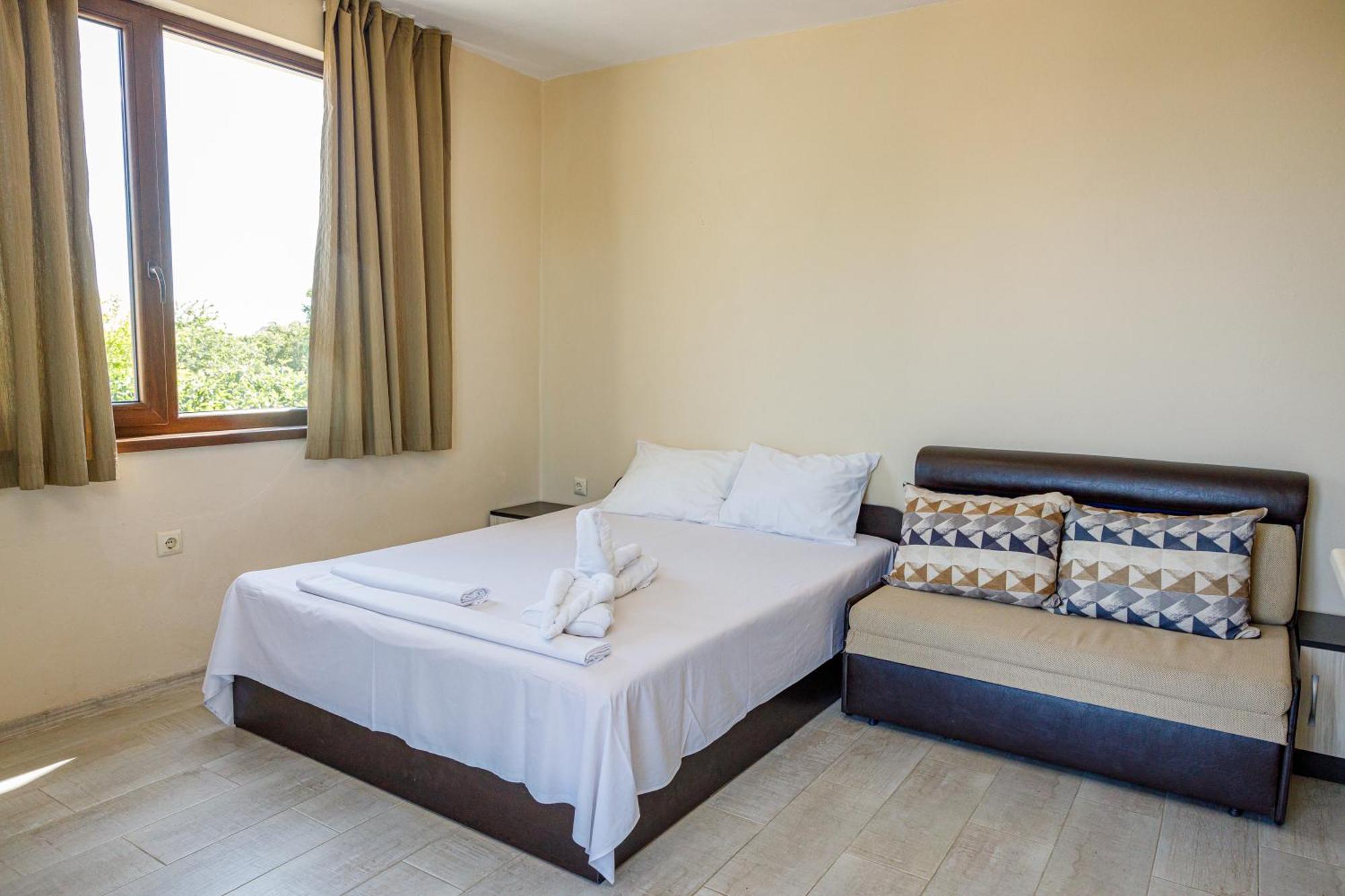 Family Hotel Silitur Ахтополь Экстерьер фото